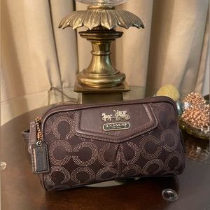 Coach, please check all picture of condition